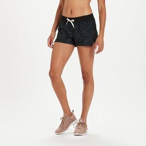 Vuori Clementine shorts